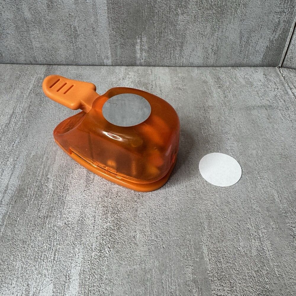 EK Success Circle Paper Shapers Punch 1"